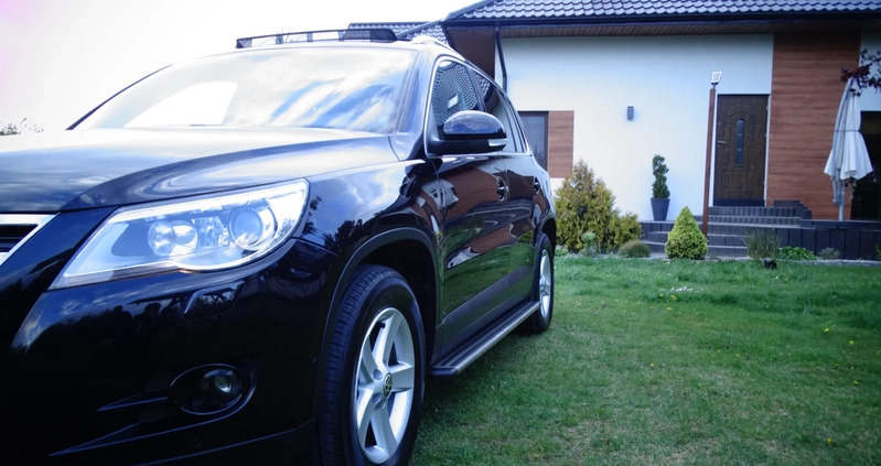 Volkswagen Tiguan cena 40900 przebieg: 225000, rok produkcji 2009 z Milanówek małe 667